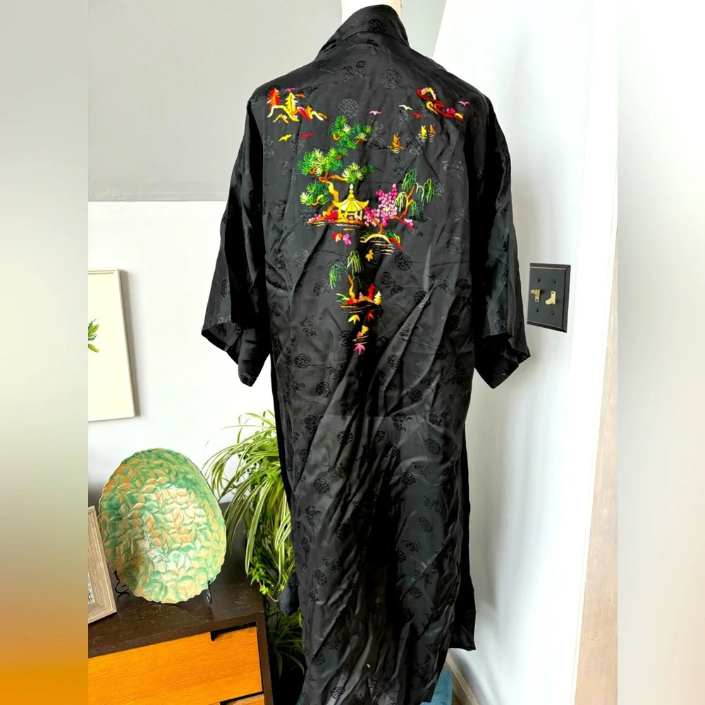 Vintage Golden Bee Black Rayon Robe Kimono w/ Bonsai Willow Pagoda Embroidery sm